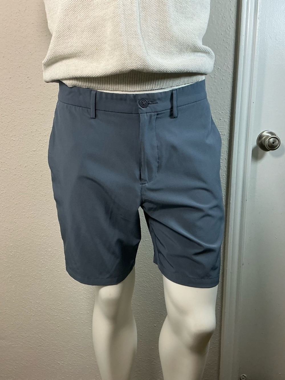 Old Navy Men's Flat-Front Shorts in Slate Blue - Picture 2 of 9